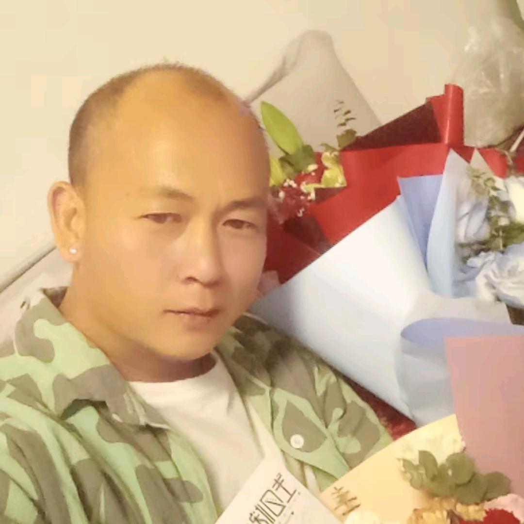 ༺等迟来的爱༃༻