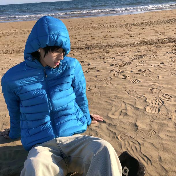 ─── 展开 19 条回复 ⌵