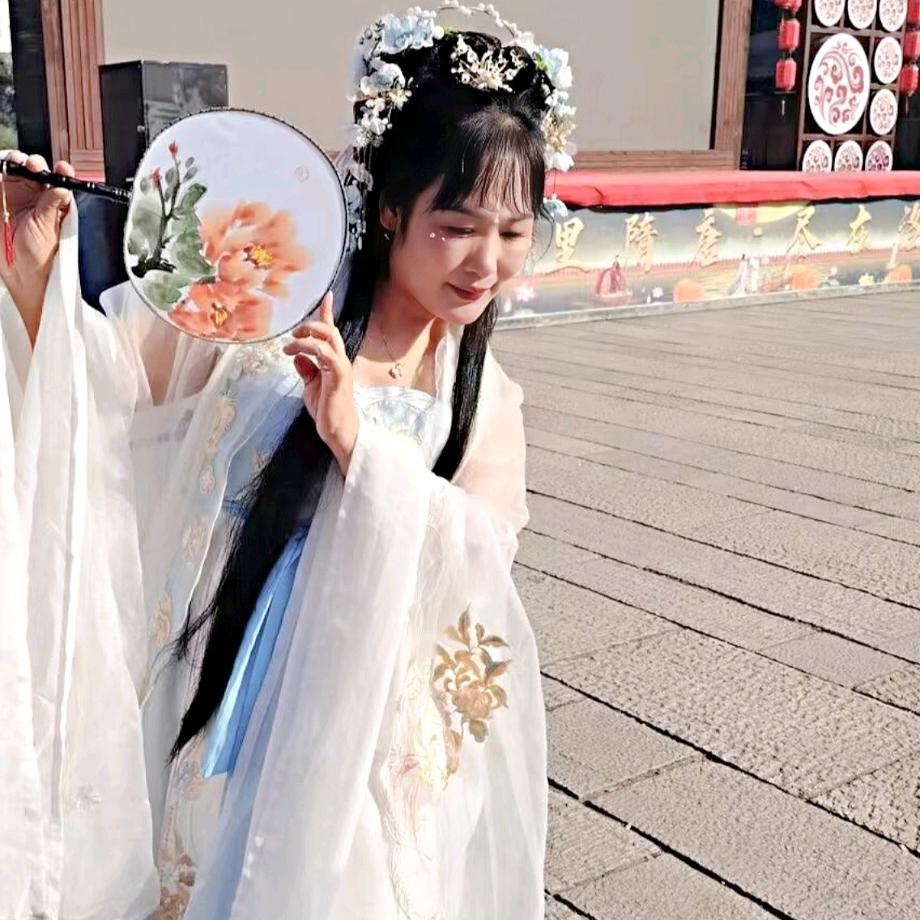 老兵大杂拌芳小妹