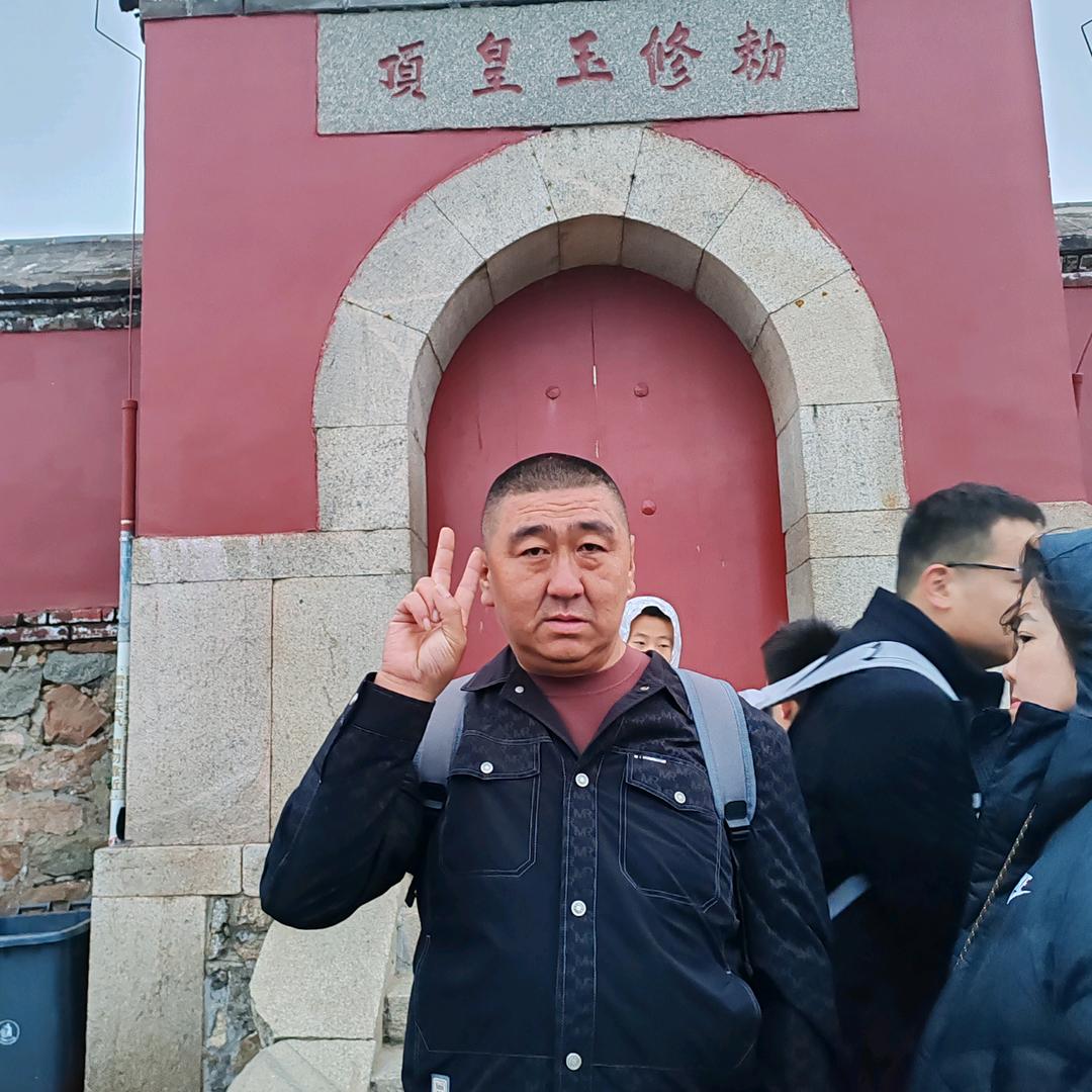 沈彪