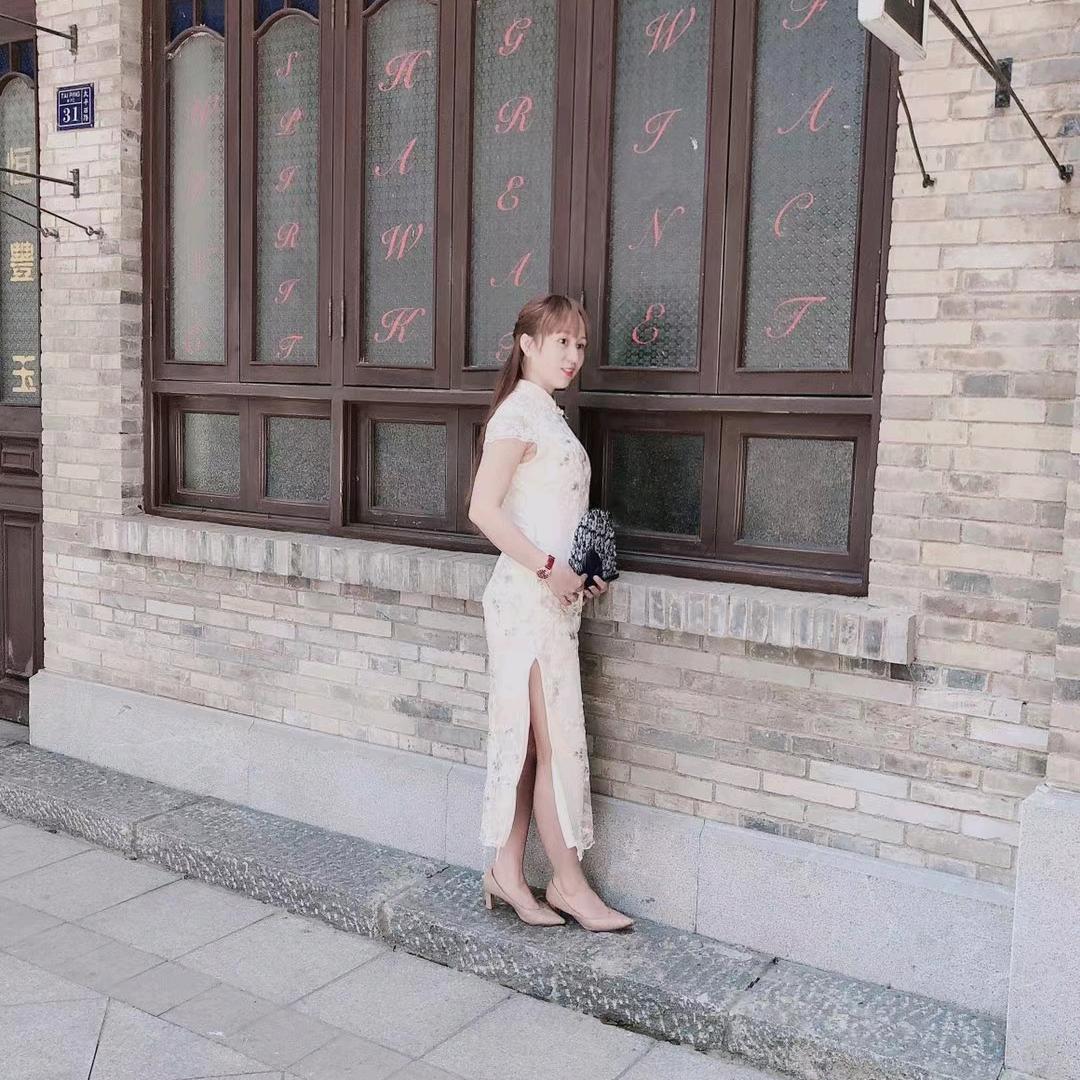 愿得一人心，白首不相离。