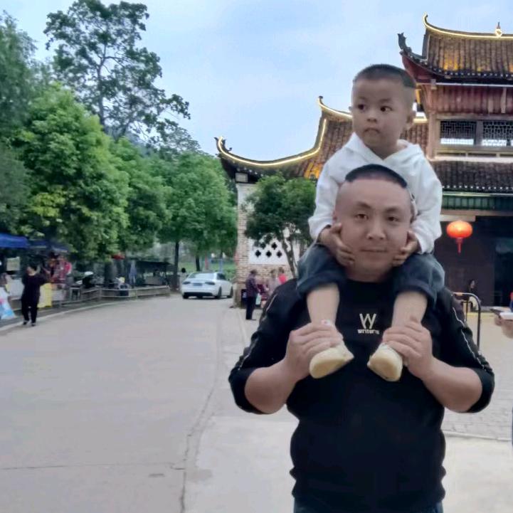 挖机、收割机、旋耕机、脚手架