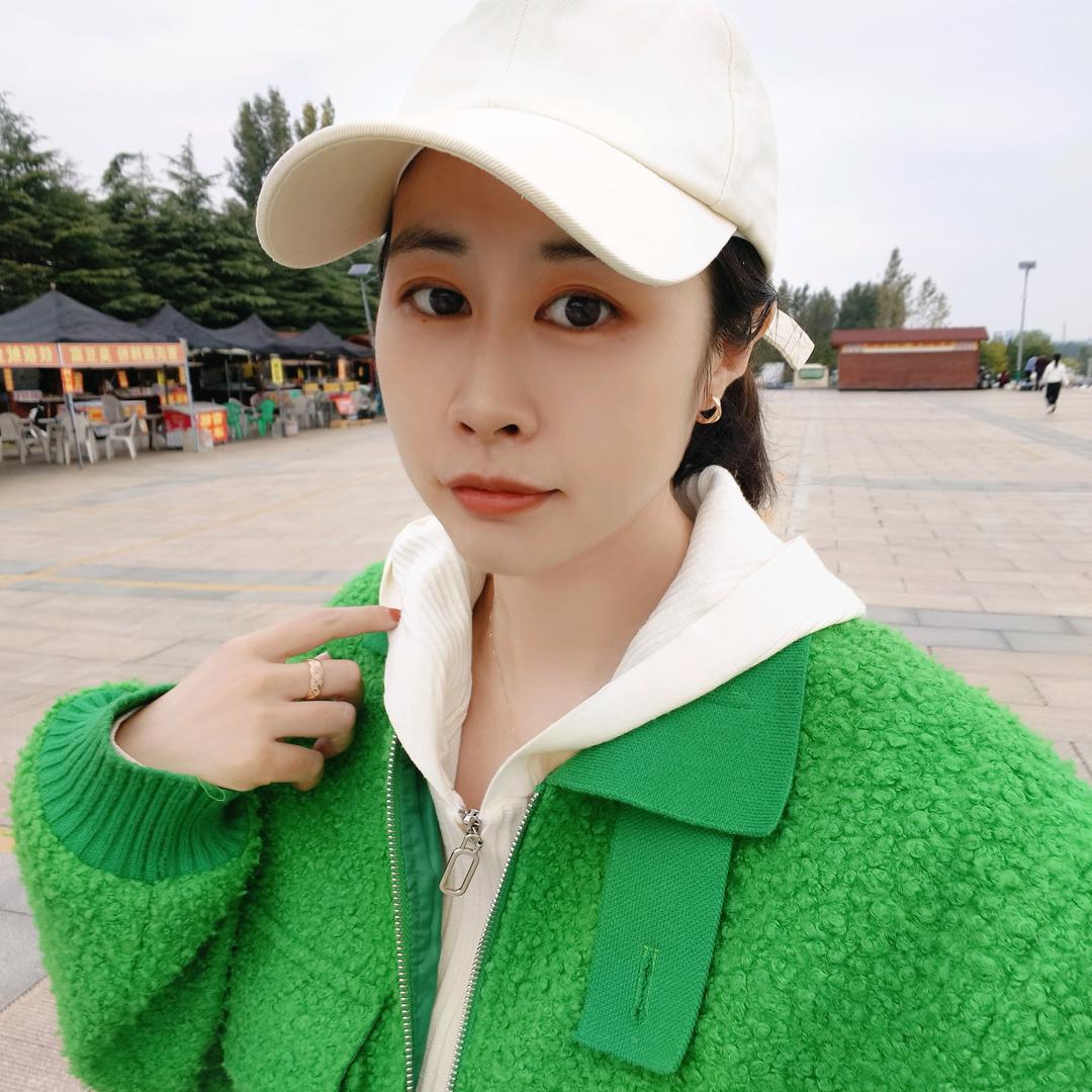 珠宝小姐姐娜娜