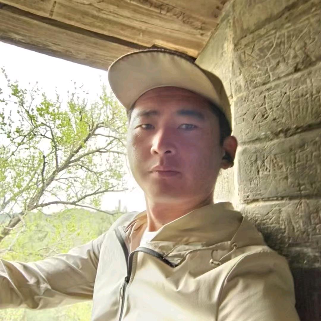 小穆滴滴代驾
