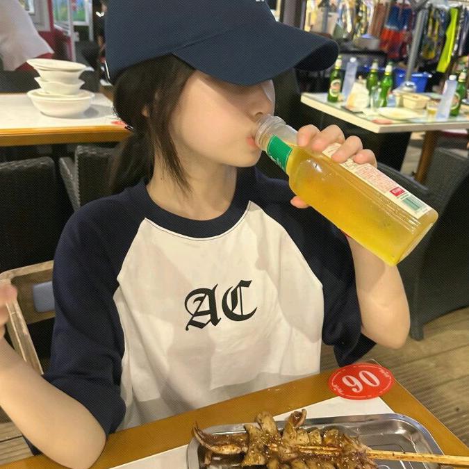有猫饼💤  ^