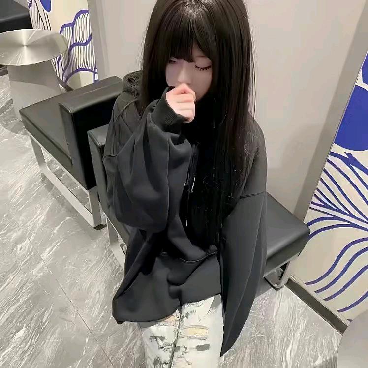 沐沐`