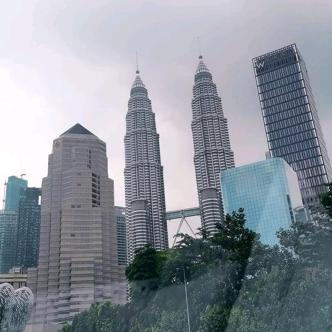 株洲的小谢在马来西亚吉隆坡（一直在努