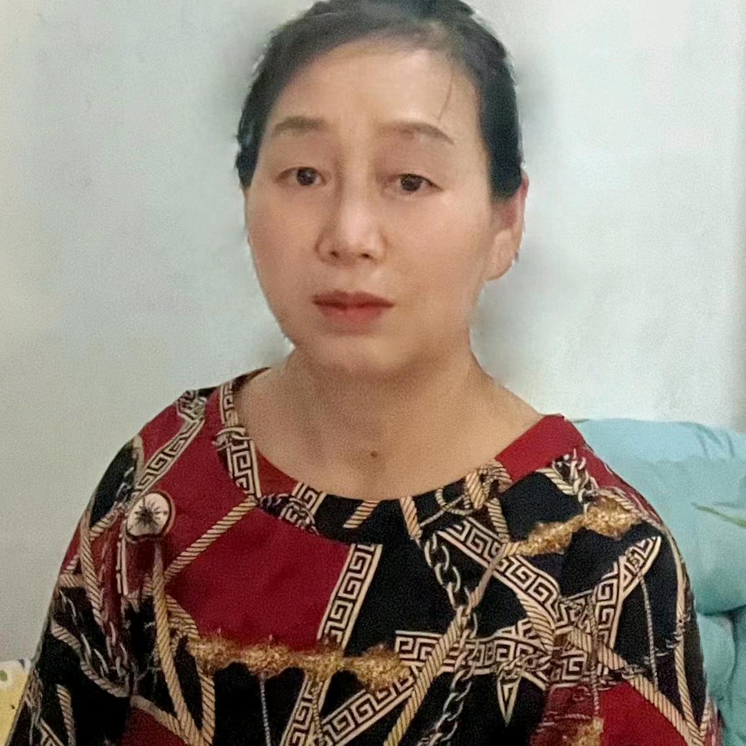 英子