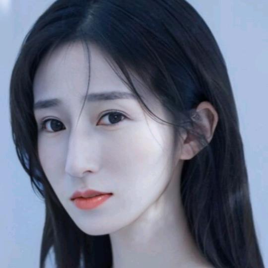 小百合，鼎腾照明有限公司