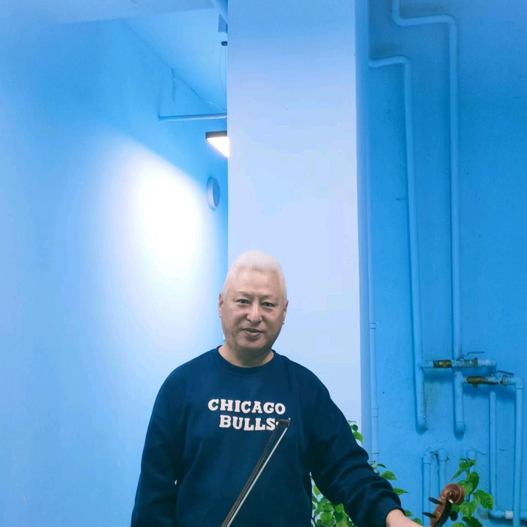 小提琴大叔