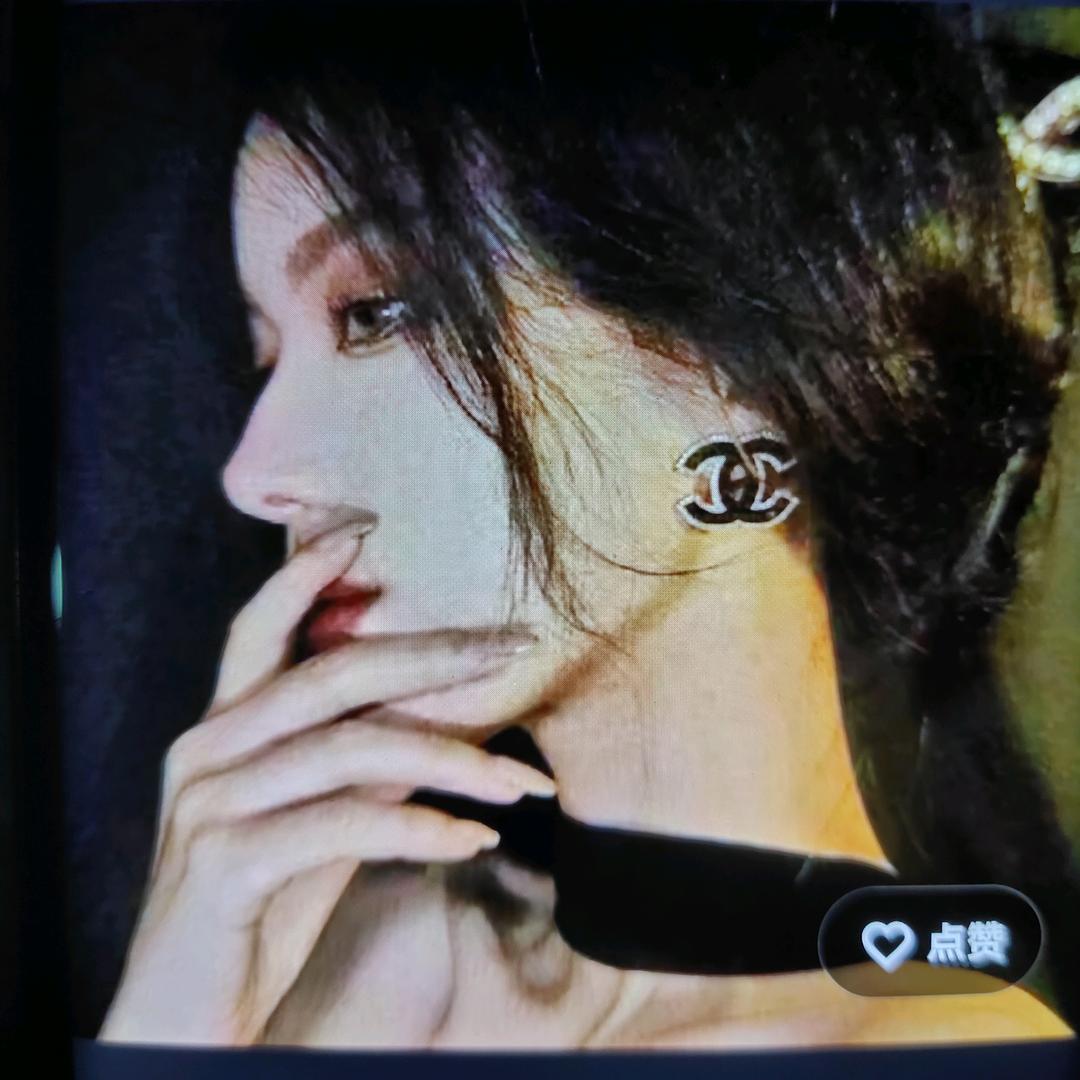 a钢铁大帝小梁子