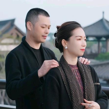诗千逸夫妇（彬哥男装）