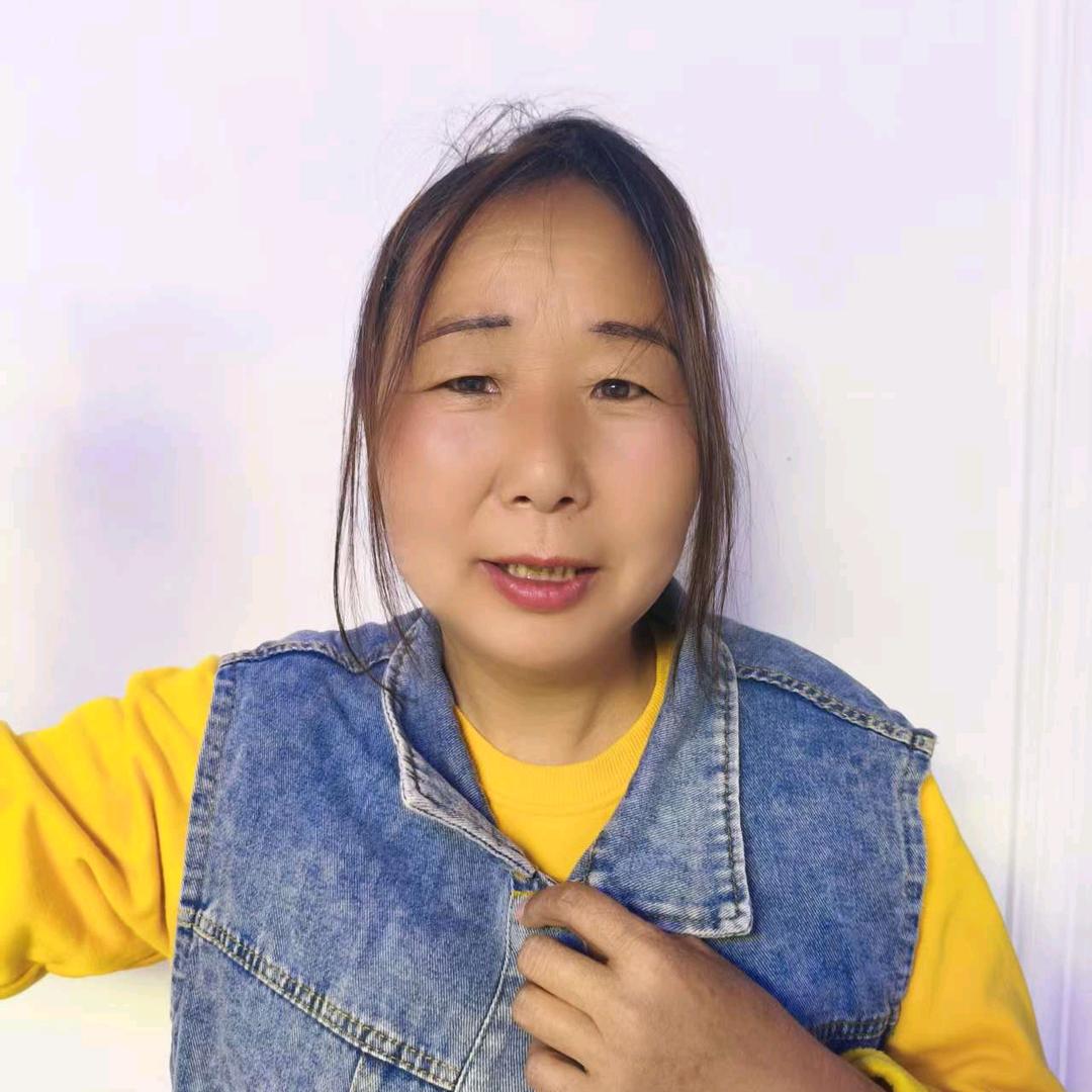 亭亭（聊天主播每晚八点十分开播）