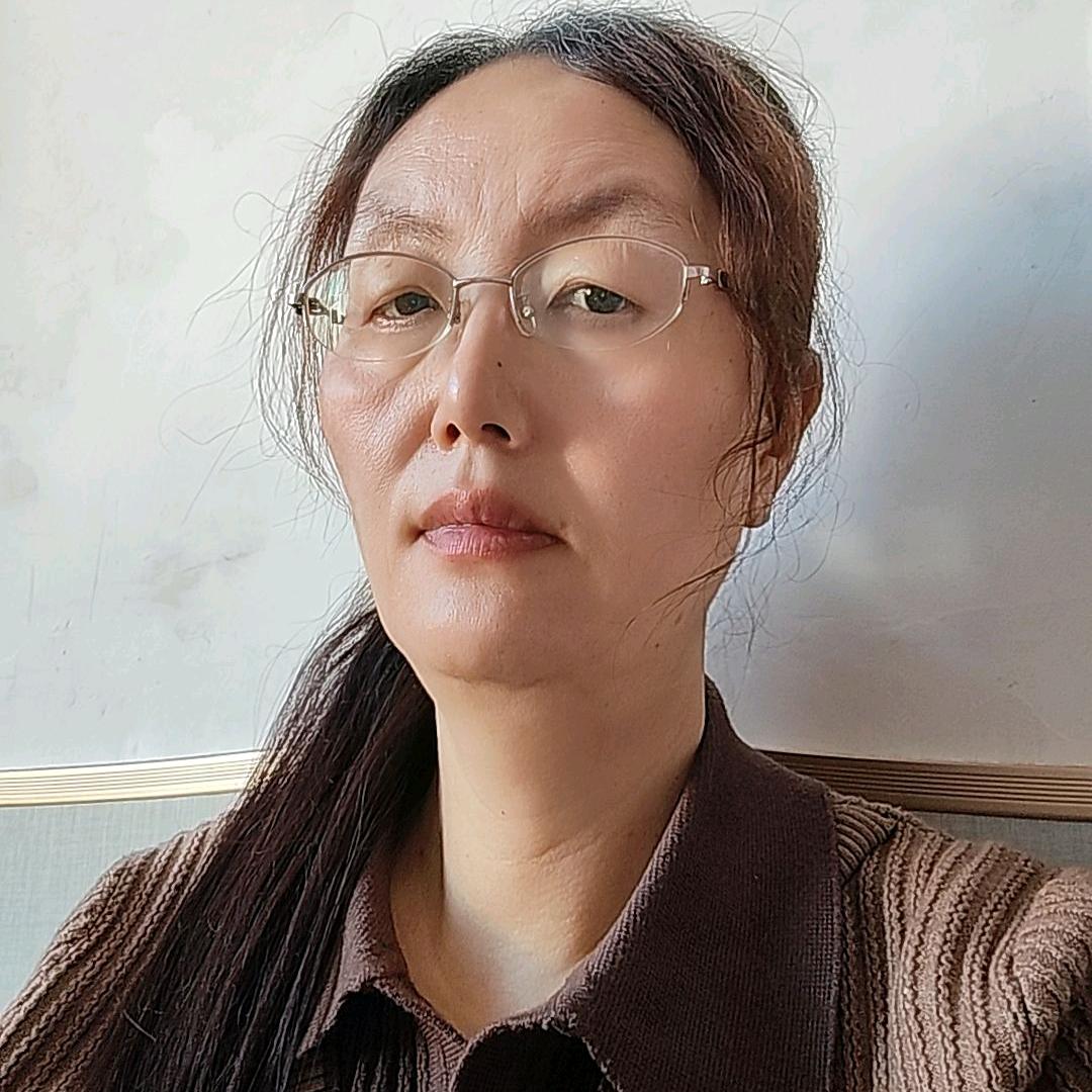何姐