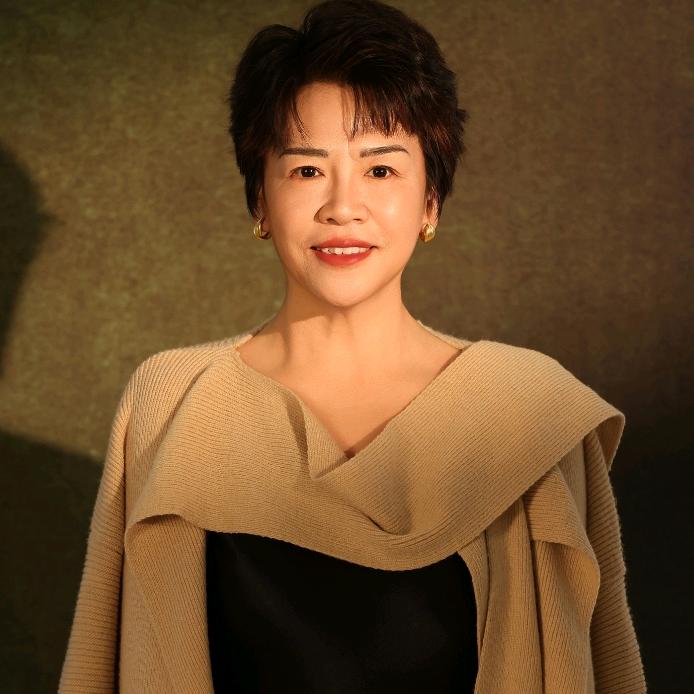 清风园佳操队赵姐