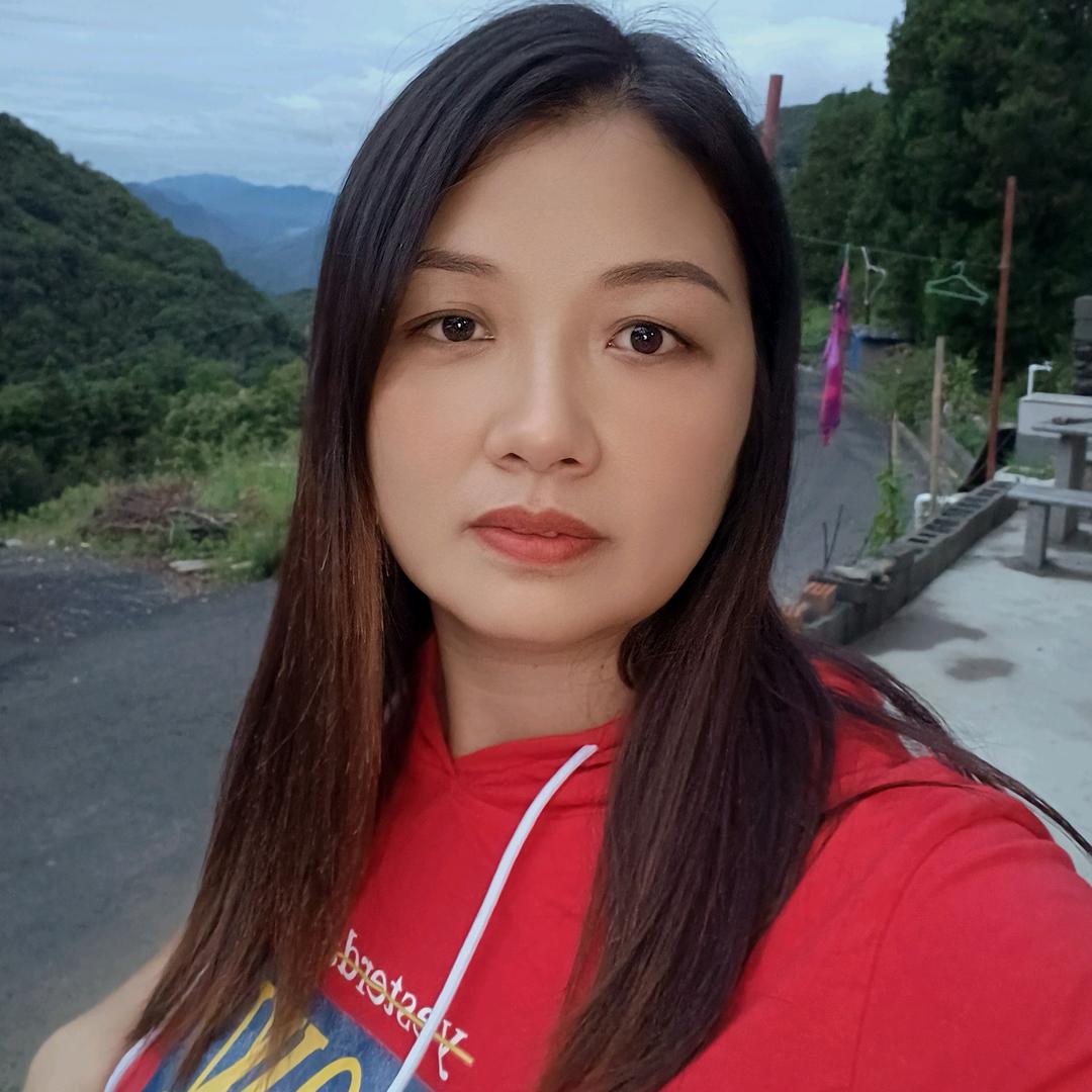 梦翔宝妈(下午三点半开播)