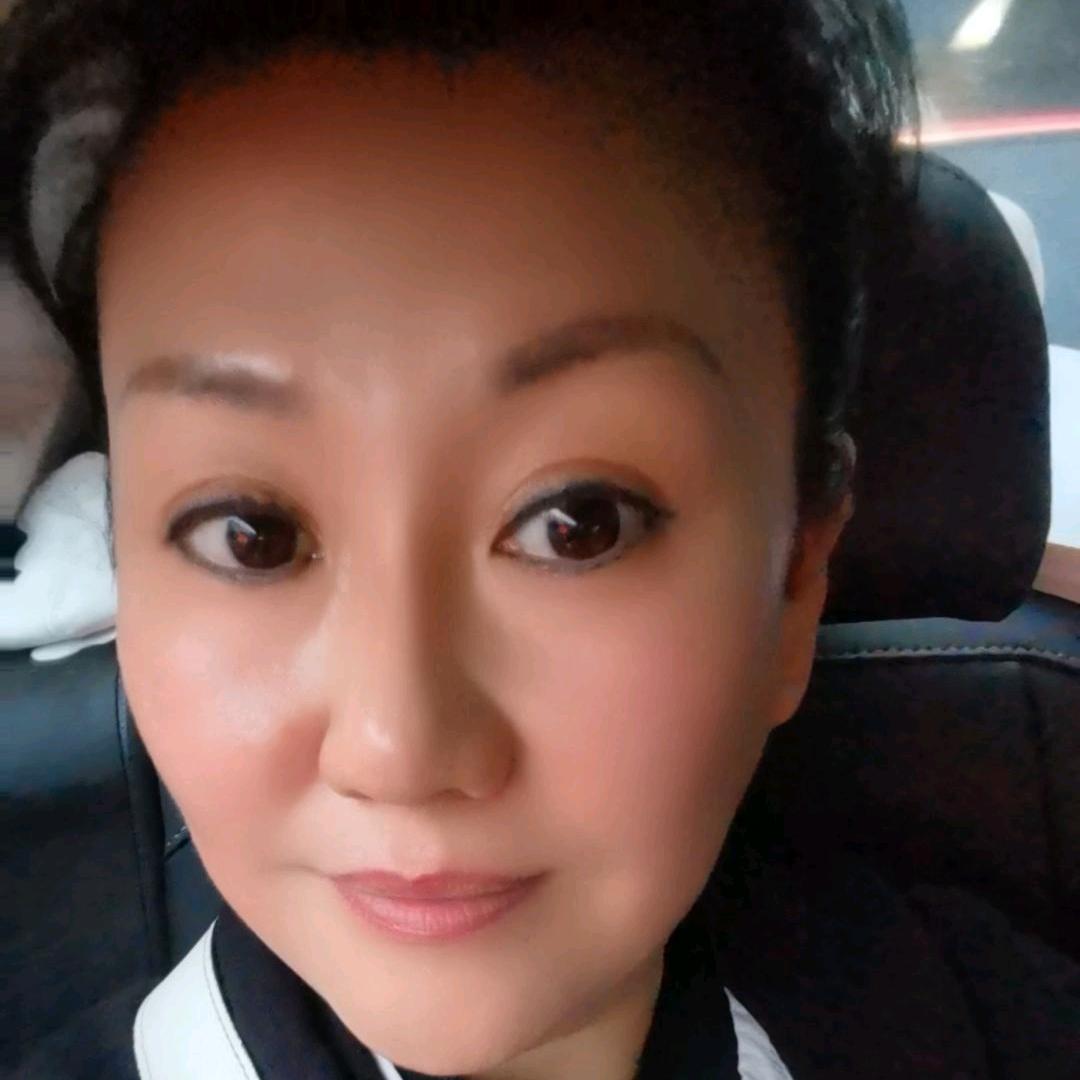 “杜何一家人”平凡生活
