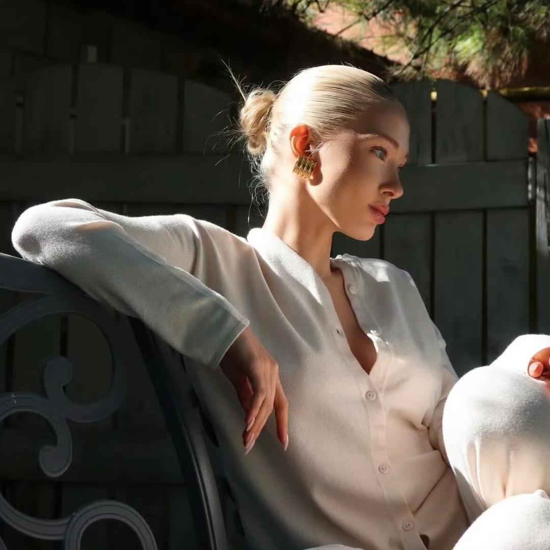 · ZFeiiiiiiiiiiii ·