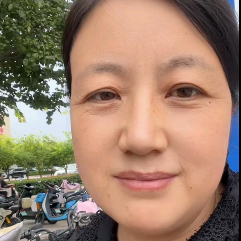 MiSS COPS呈贡区凯璐润百货店（个体工商户）