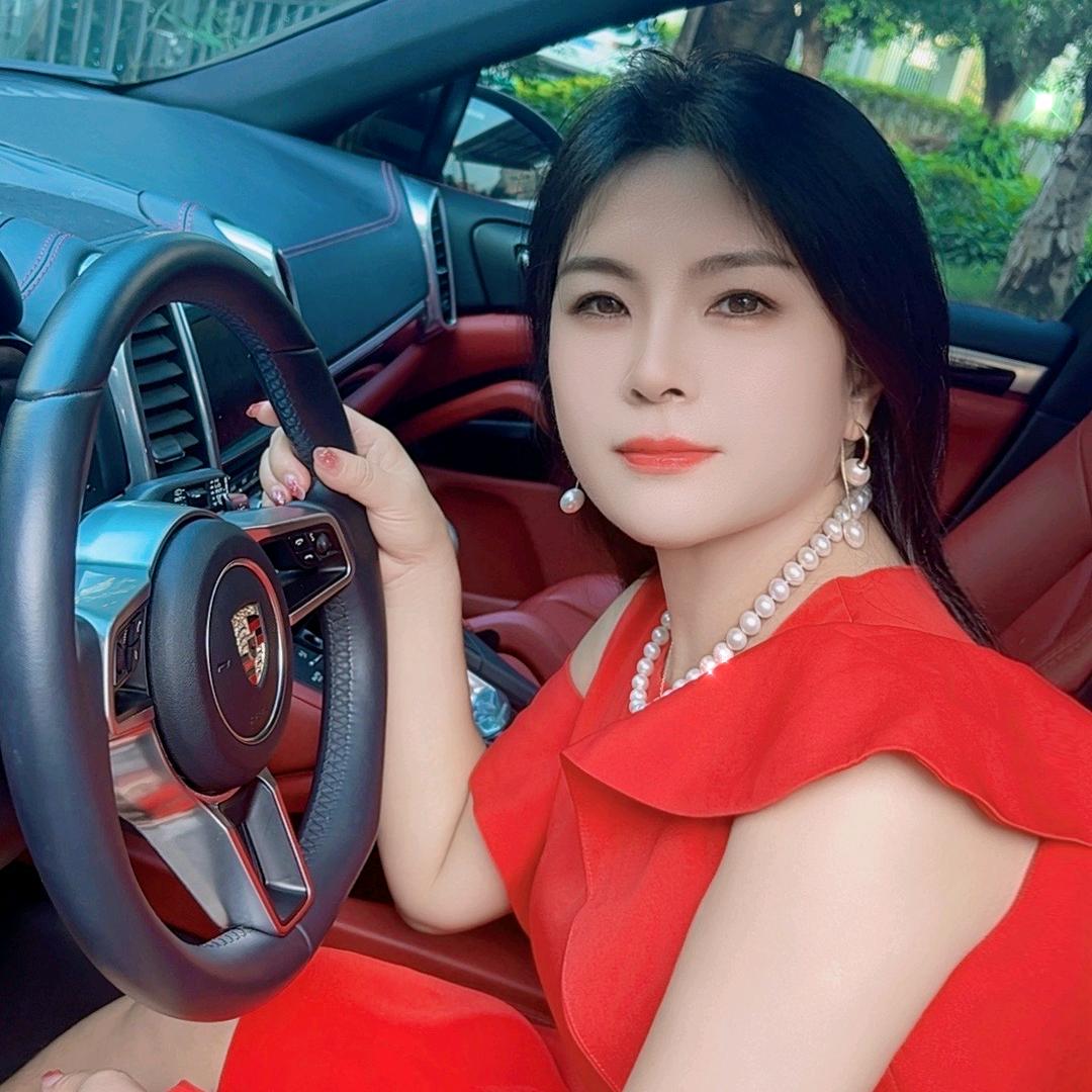 雅涵（美业 BOSS）