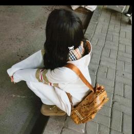 秋天的玫瑰落下😍