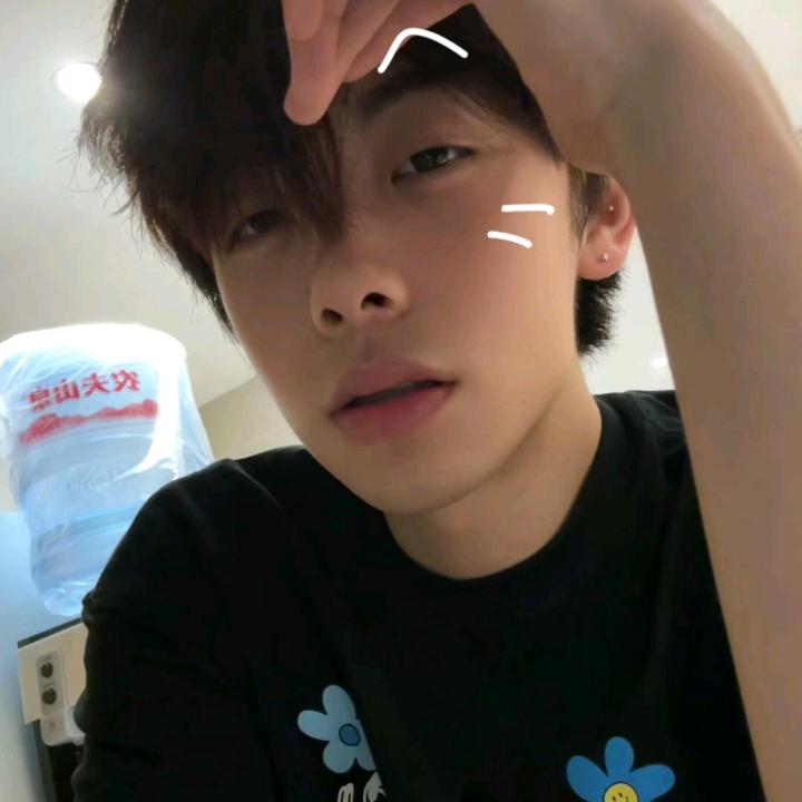 鲤鱼不酥le