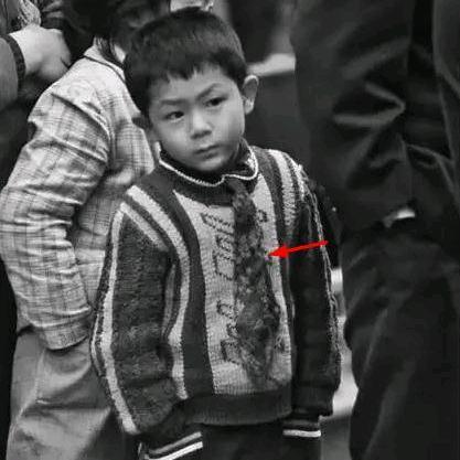 忆字当头 此生无悔