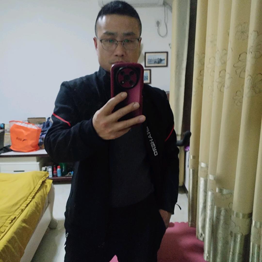 兄弟搬砖不咯