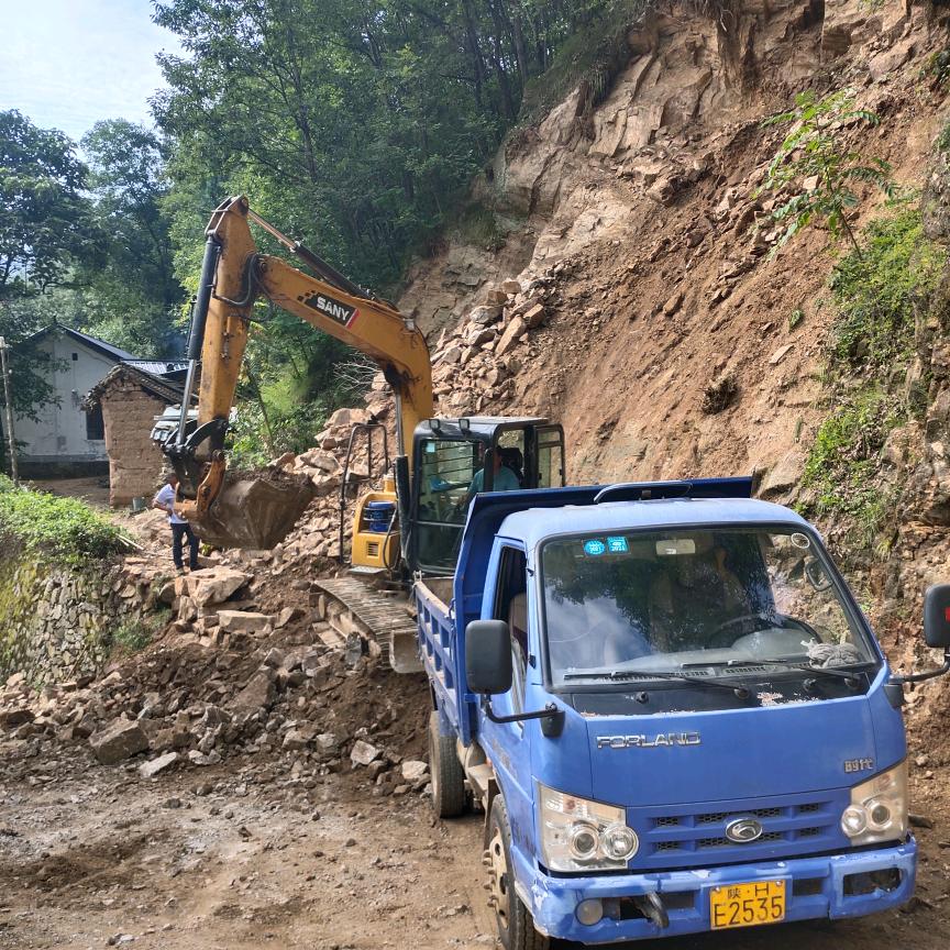 挖机六轮车装载机