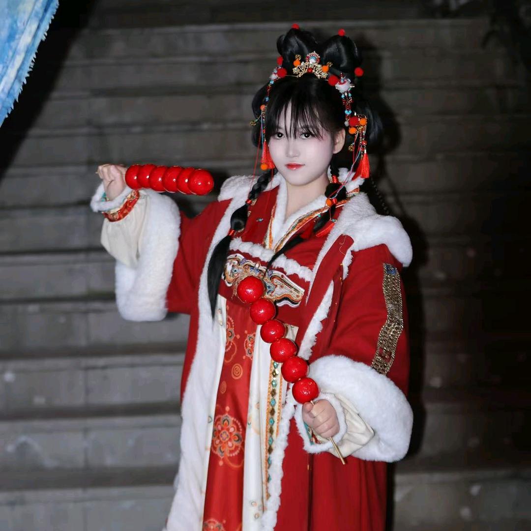 小邓（12月8日生日派）