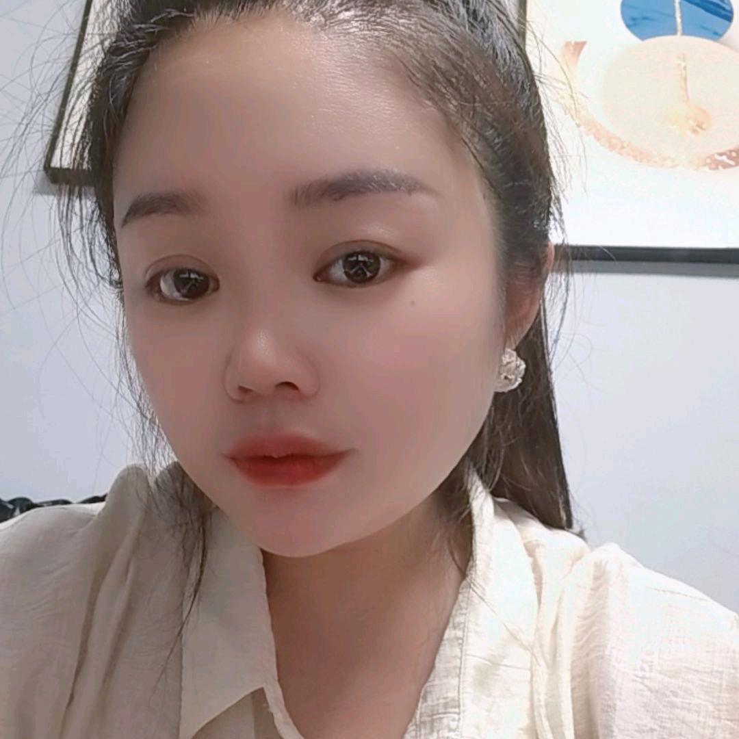 依依（汇理黔财税）