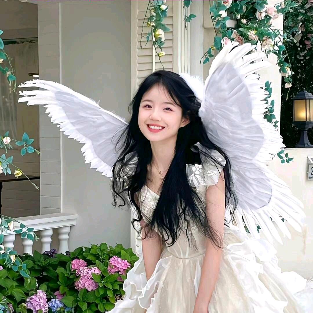 小雨不会打🏓球~