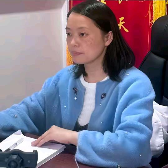 結师父，咨询处