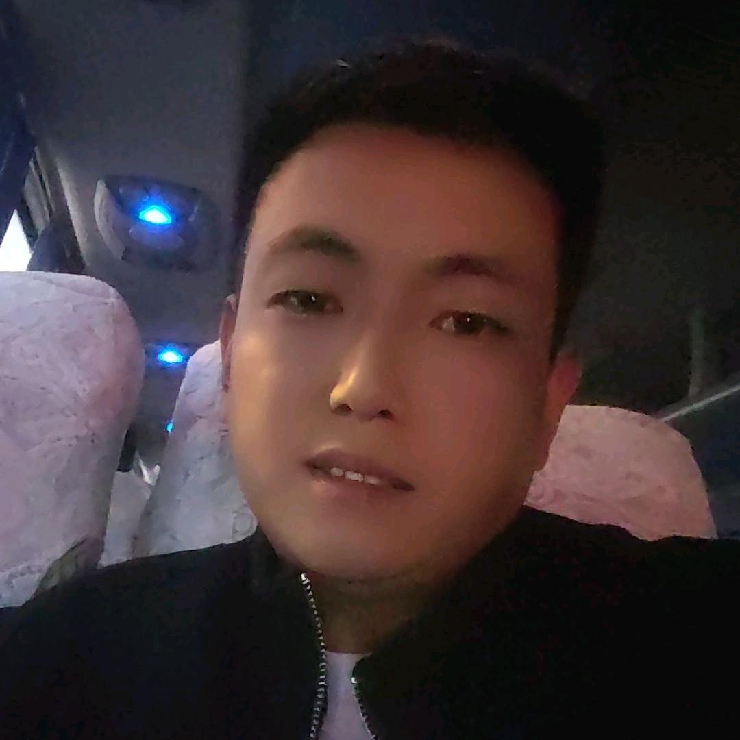 小辉 《砺砺前行》