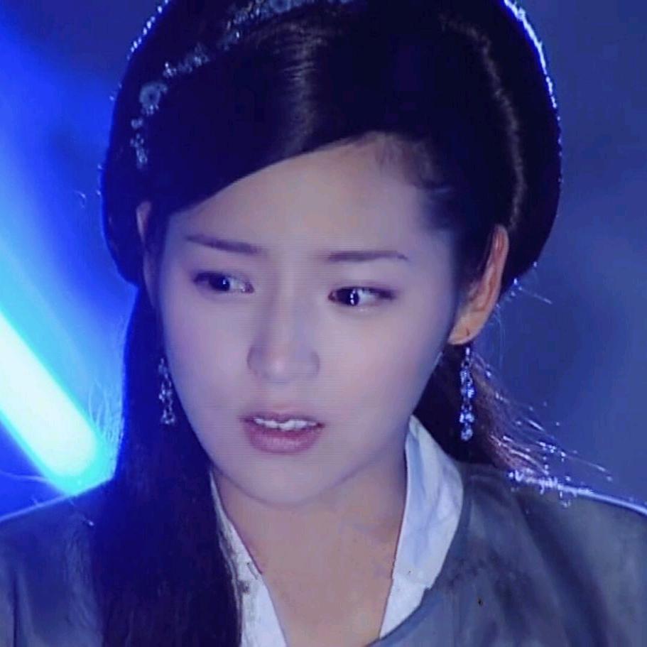 爱影视的颖小姐