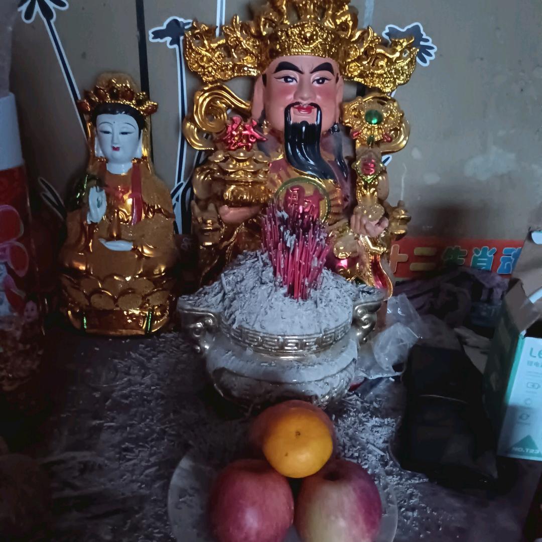 吉祥三宝，厚德载物，善良有度！