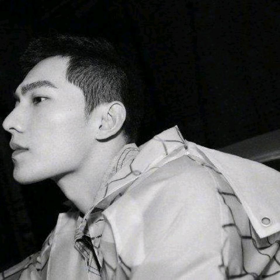 💋当年的少爷🚬
