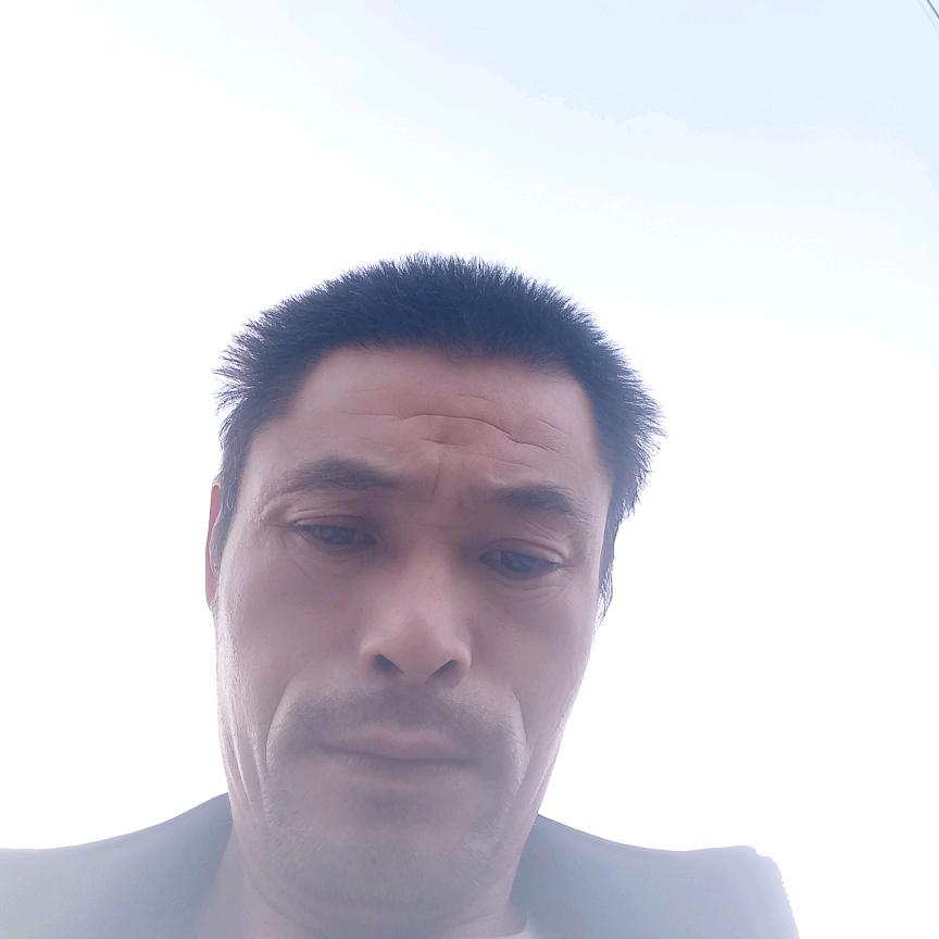 贴砖丶拆墙丶开门窗师傅