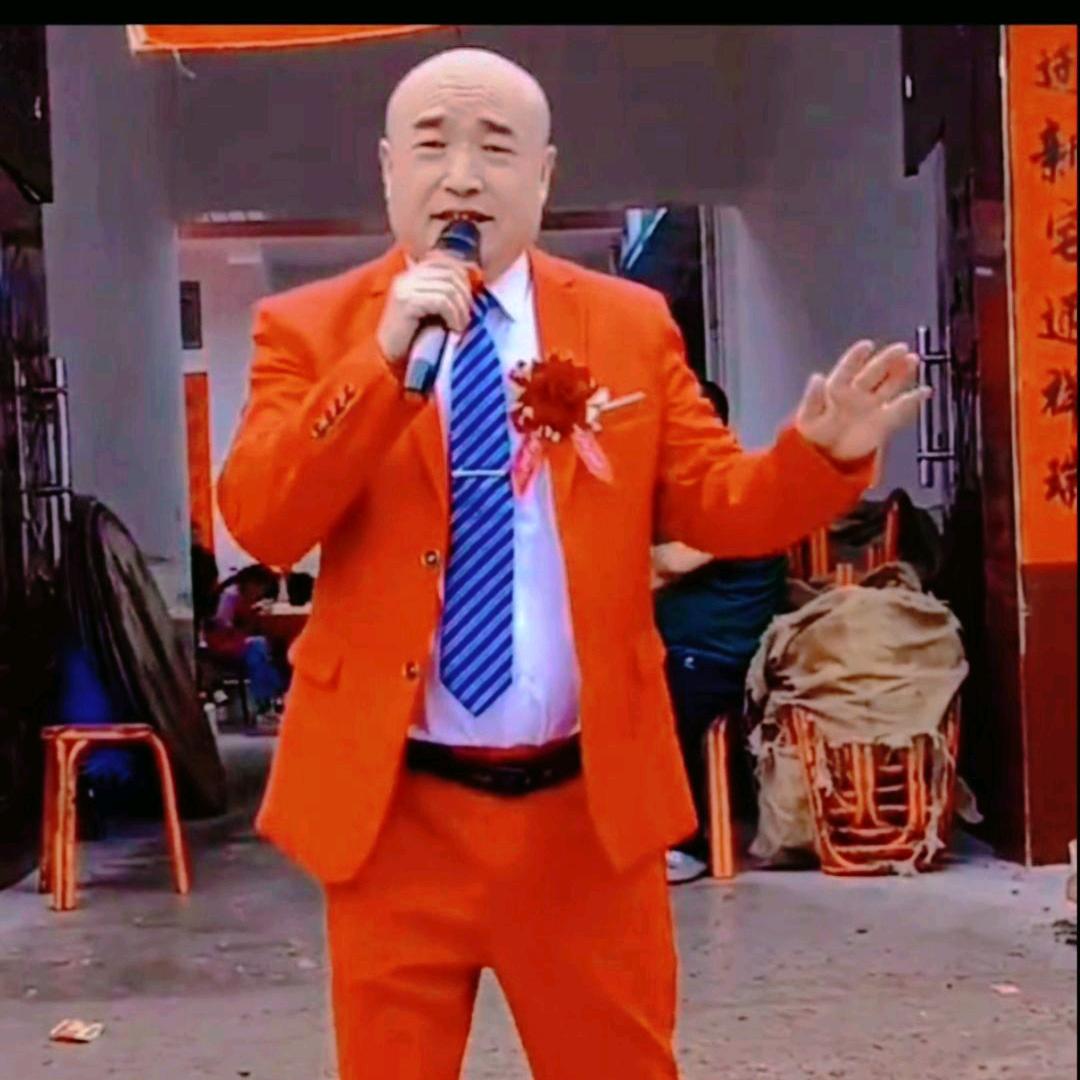 网红歌手《北山狼》吕拴友