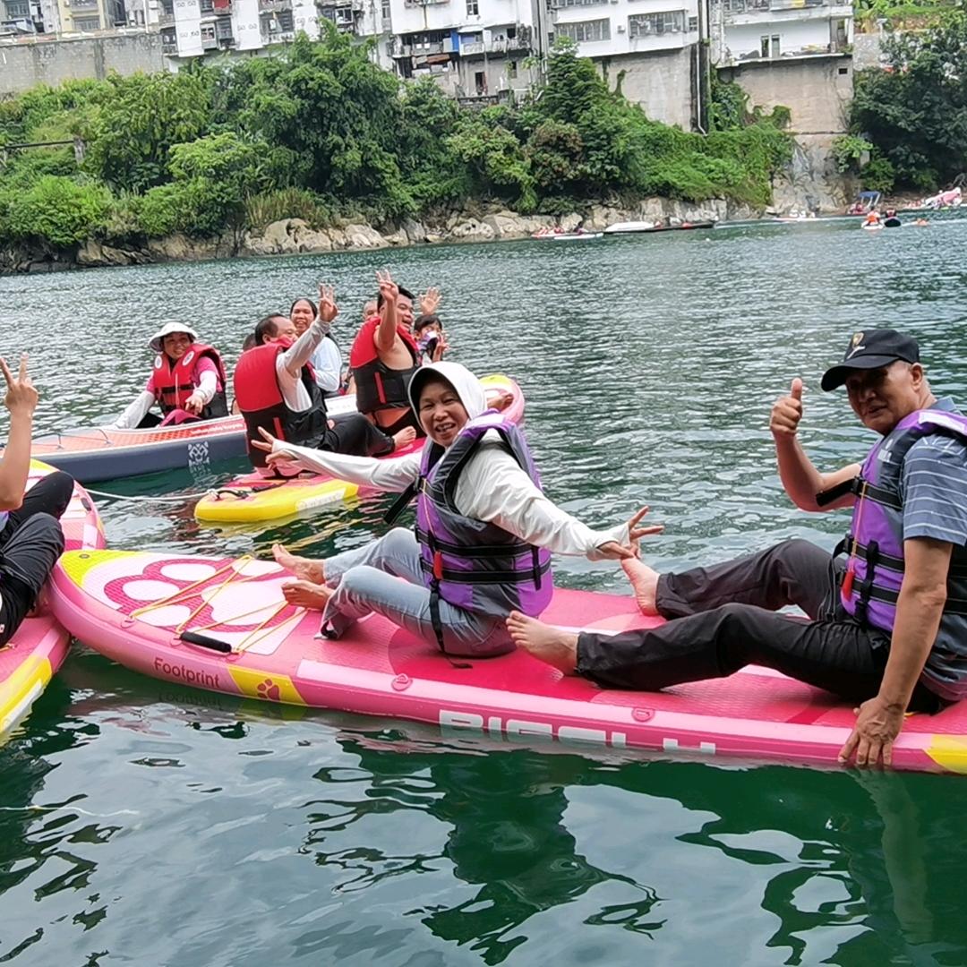 天峨二表哥水上浆板