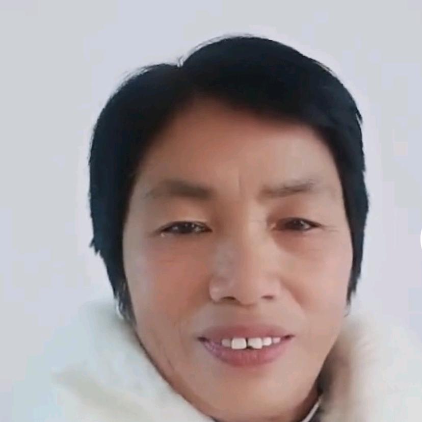何义英