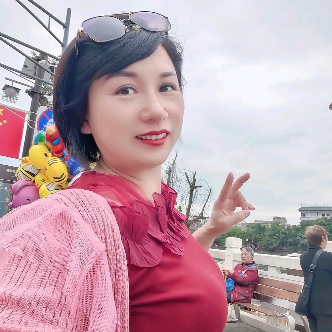 快乐自信的女人