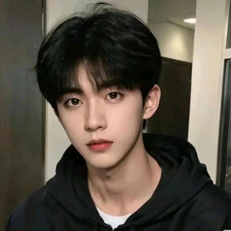 荣哥【零食铺 】