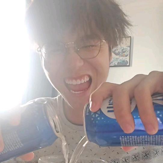 香香甜甜小奶脚