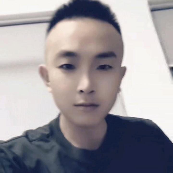 任泓宾