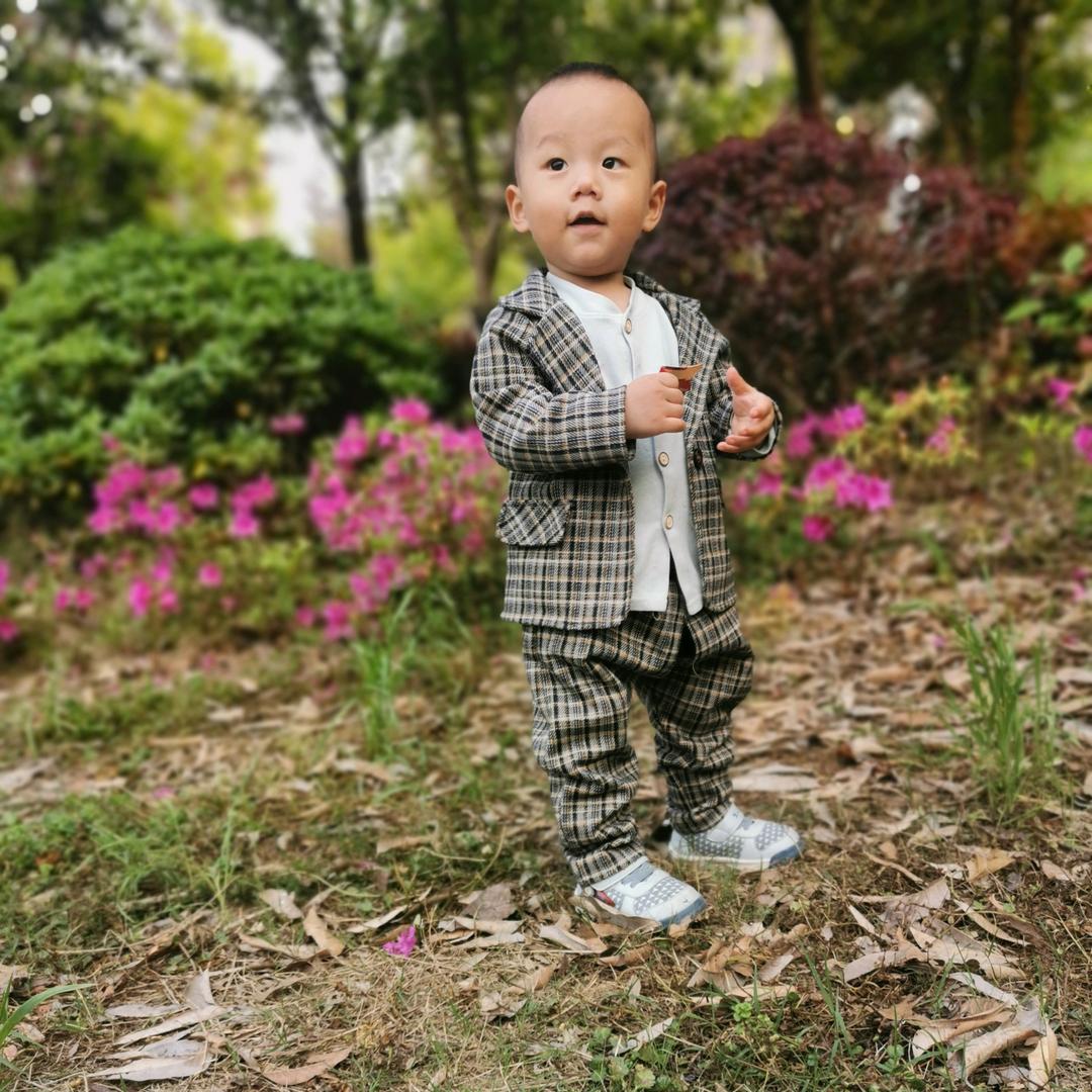 十八子（关赞必回）