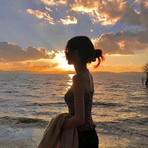 艳阳高照，春风十里