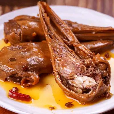 益阳王氏现捞鸭脖店