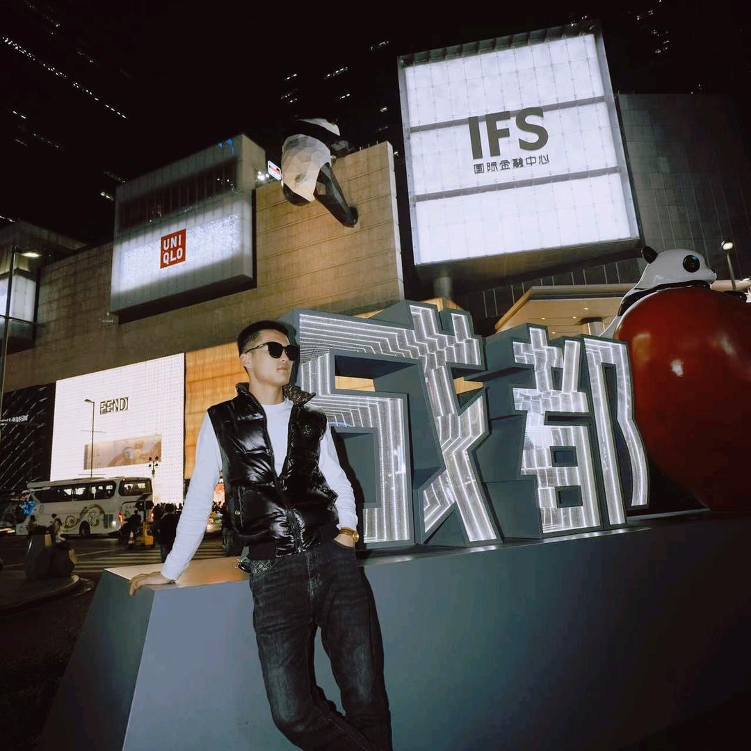 Mr•冯 🥬《喜庆菜业》