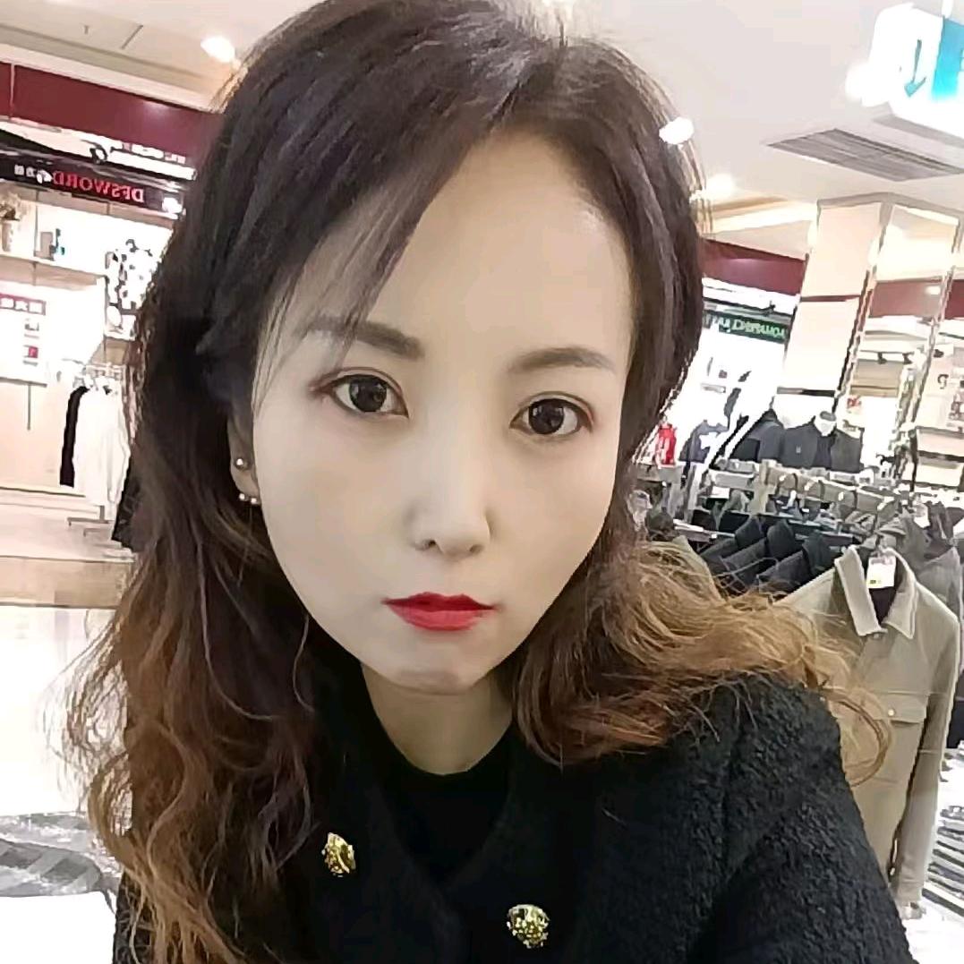 济源友谊服饰天坛店玲梅